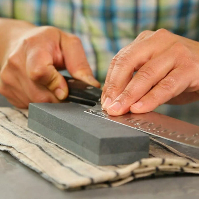 Image displaying the detachable design of the whetstone for easy care and cleaning