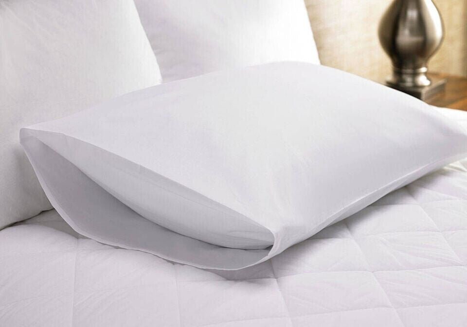 APXB 4x Pack Pillow Protectors Covers - White Mildew Fungal Dust Proof Stain Resistant