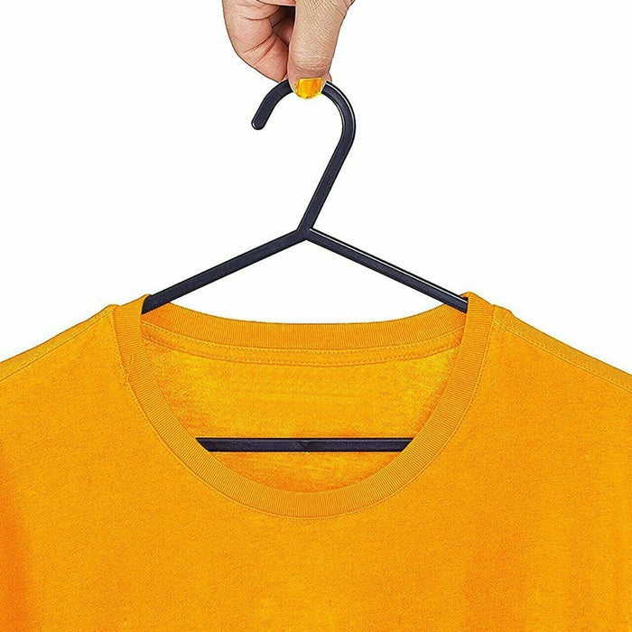 Durable Black Plastic Hanger Design - Long Lasting