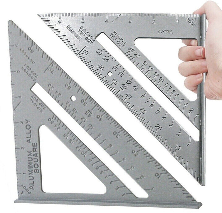 Joiner and roofing square tool made of aluminium